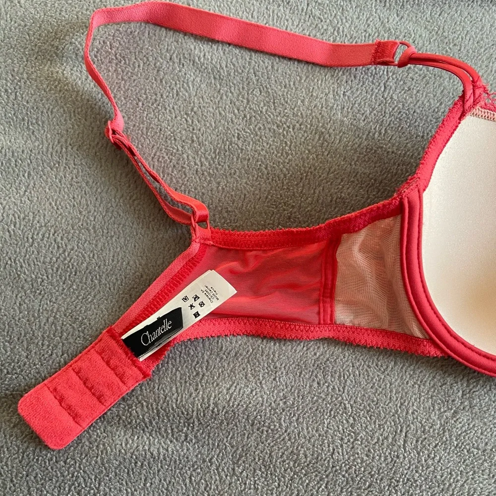 NWOT Chantelle demi, lined underwire bra in coral lace overlay 32D - Picture 3 of 5